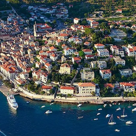 Ljubic 2 3* هفار